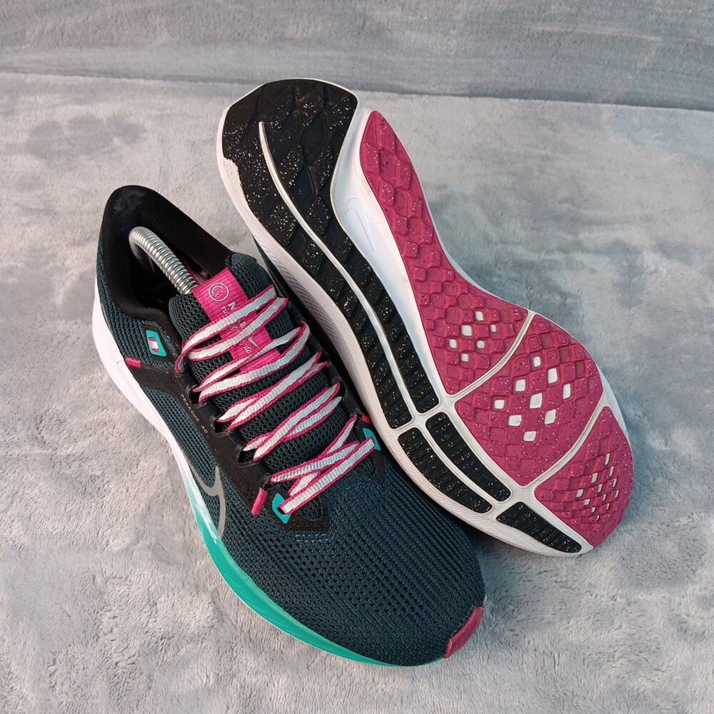 Nike Air Zoom Pegasus 40 Women’s Size 9 Pink Green White Running Shoes